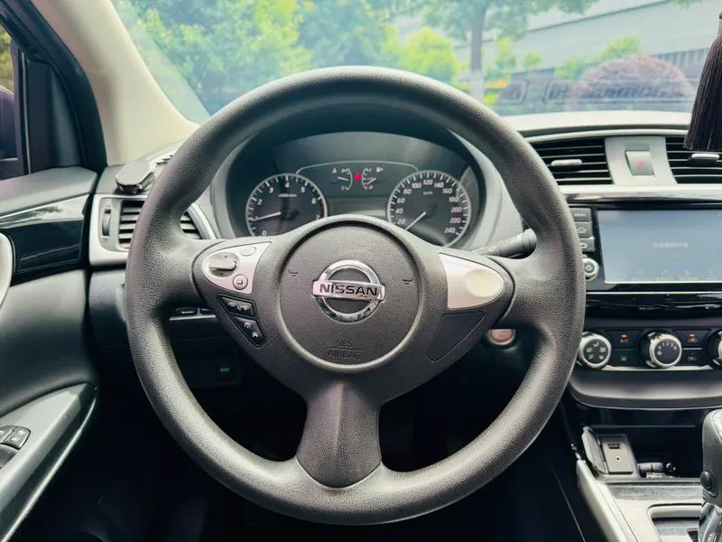 2016 Nissan Sylphy thumbnail 5