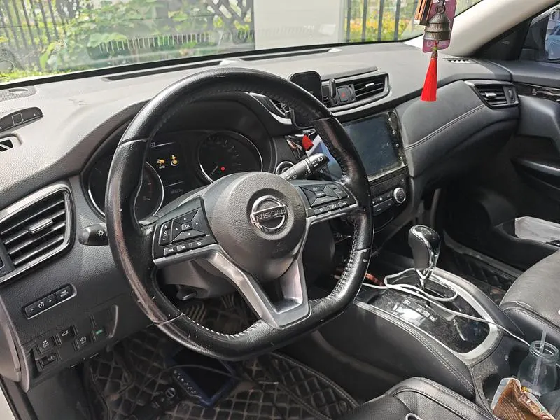 2019 Nissan X-Trail thumbnail 12
