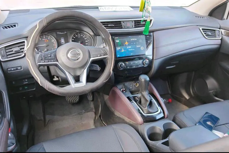 2019 Nissan Qashqai thumbnail 4