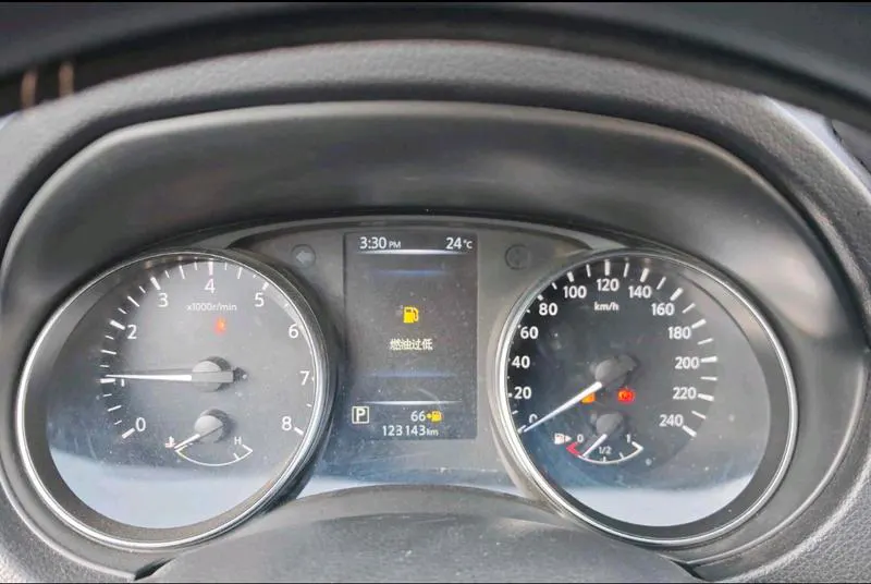 2019 Nissan Qashqai thumbnail 5