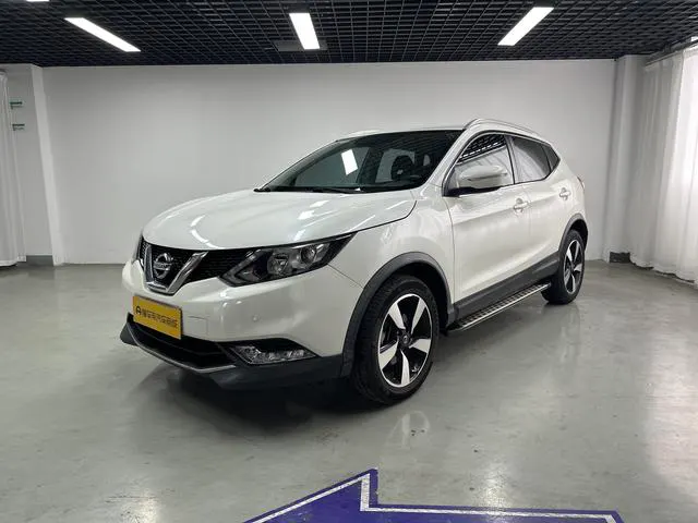 2017 Nissan Qashqai thumbnail 2