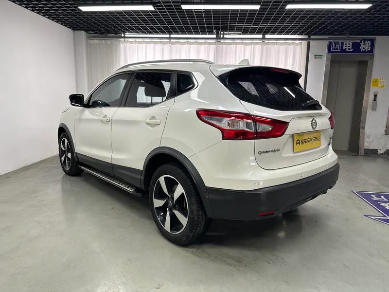 2017 Nissan Qashqai thumbnail 6