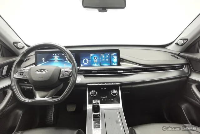 2023 Chery Tiggo 8 thumbnail 4