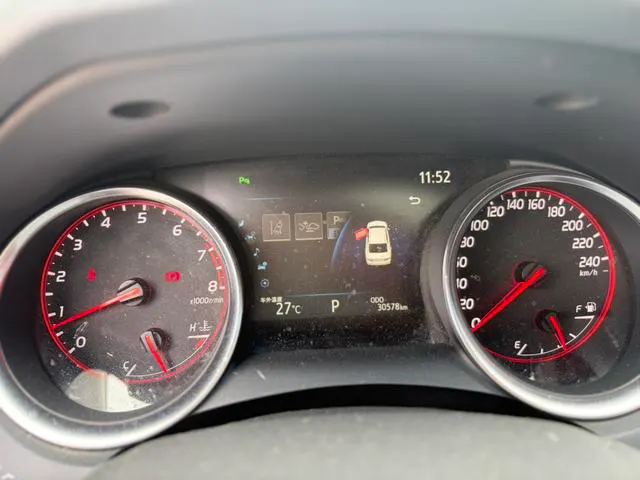 2019 Toyota Camry thumbnail 5