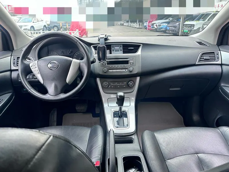 2014 Nissan Sylphy thumbnail 4