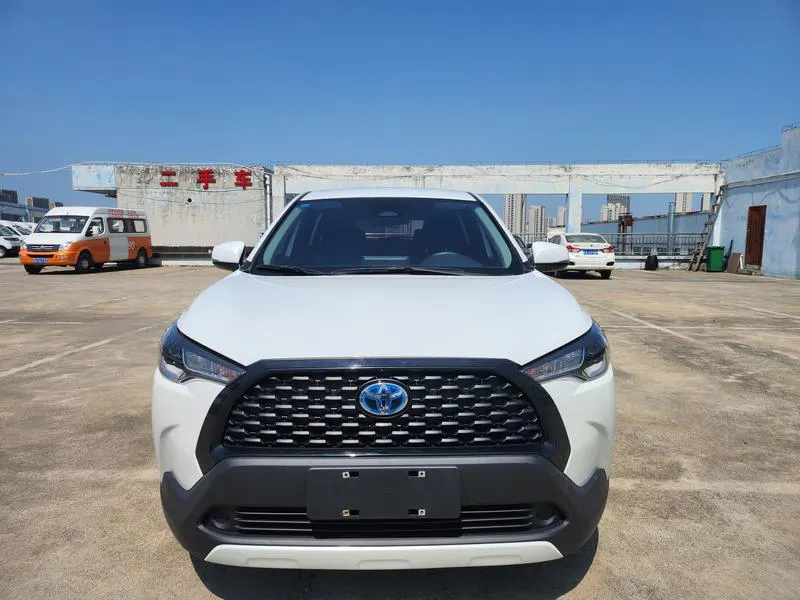 2023 Toyota Corolla Cross thumbnail 2