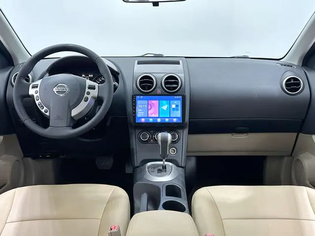 2015 Nissan Qashqai thumbnail 4