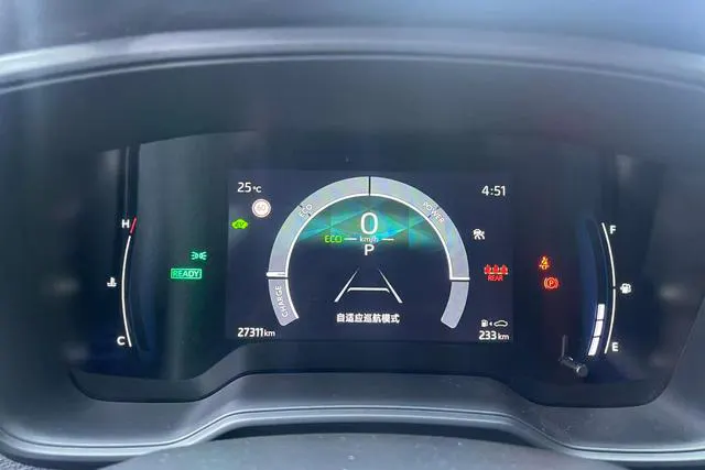 2023 Toyota Corolla thumbnail 5