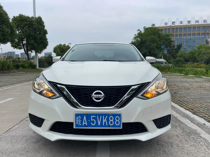 2019 Nissan Sylphy thumbnail 2