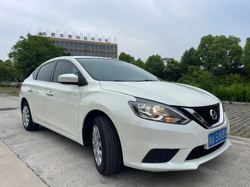 2019 Nissan Sylphy thumbnail 3