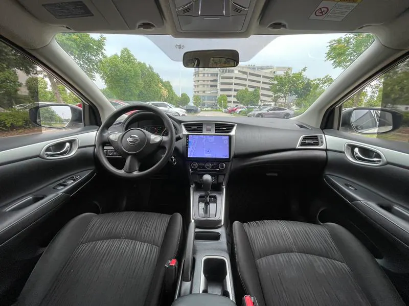 2019 Nissan Sylphy thumbnail 4
