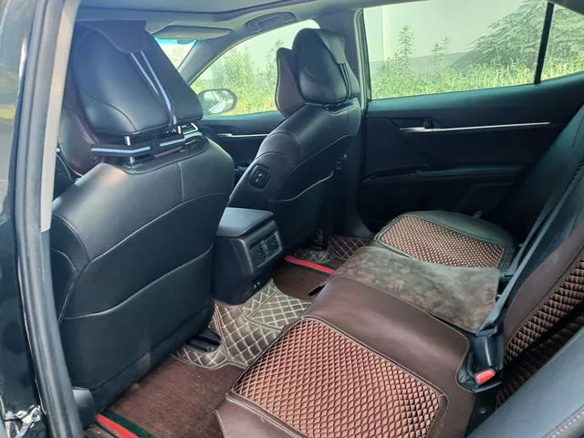2019 Toyota Camry thumbnail 5