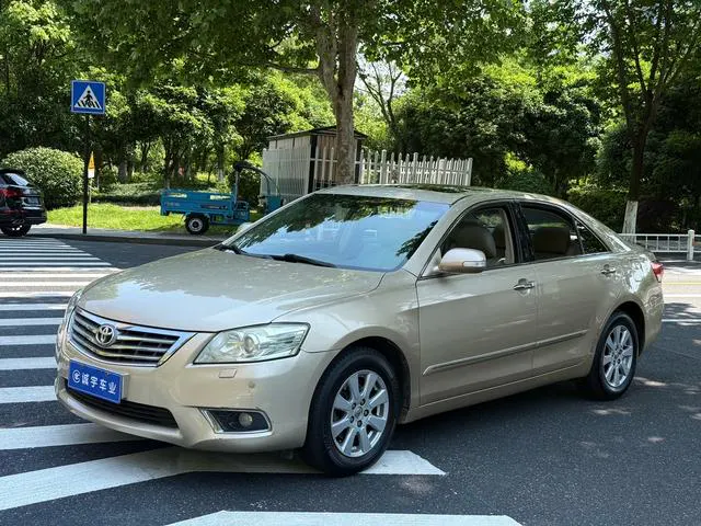 2009 Toyota Camry photo 1