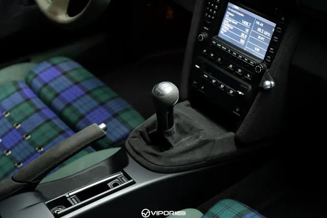 2005 Porsche 911 thumbnail 5