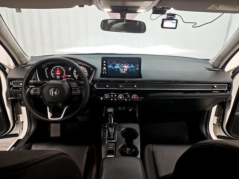 2022 Honda Civic thumbnail 3