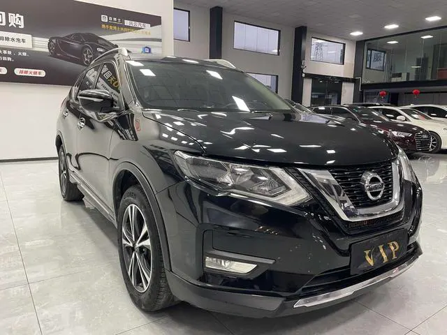 2019 Nissan X-Trail thumbnail 3