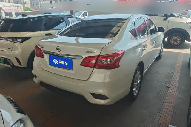 2022 Nissan Sylphy thumbnail 2
