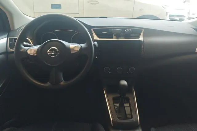 2022 Nissan Sylphy thumbnail 4