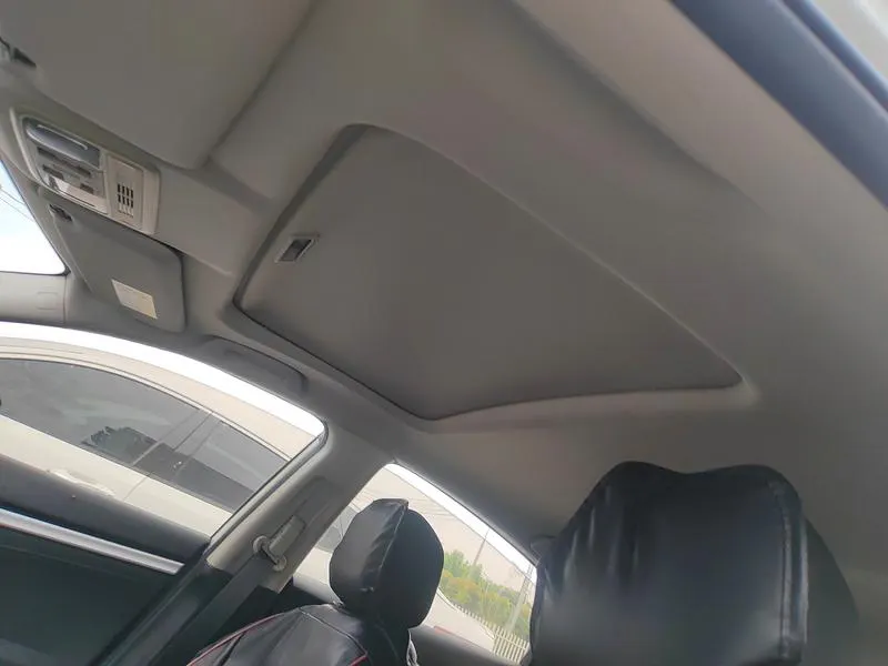 2019 Honda Civic thumbnail 2