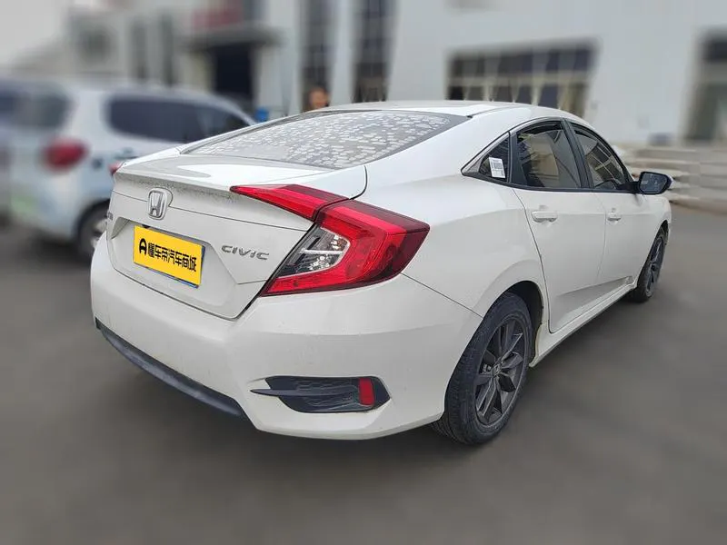2019 Honda Civic thumbnail 5