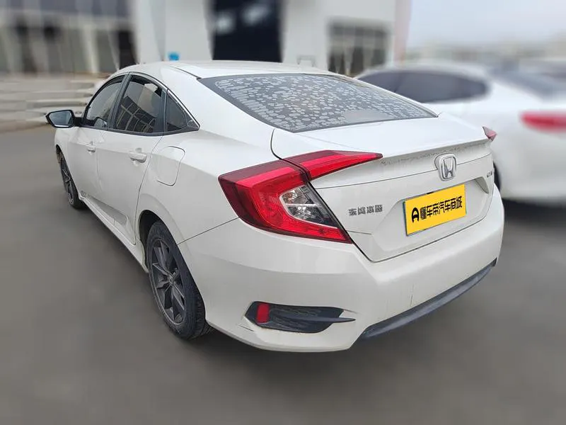 2019 Honda Civic thumbnail 7