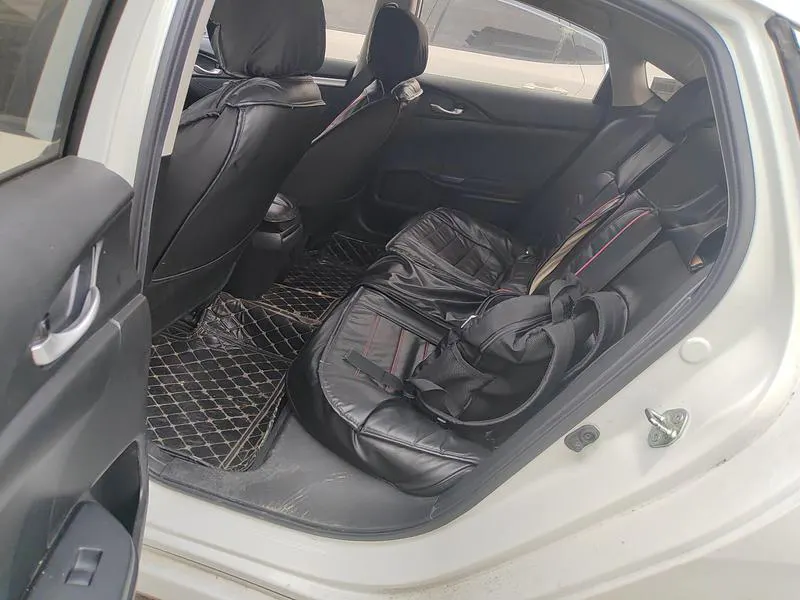 2019 Honda Civic thumbnail 8