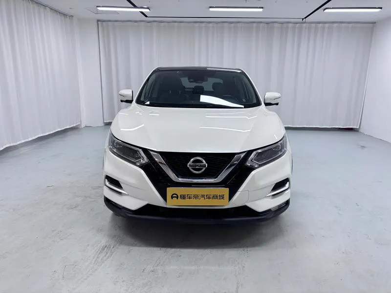 2021 Nissan Qashqai thumbnail 3