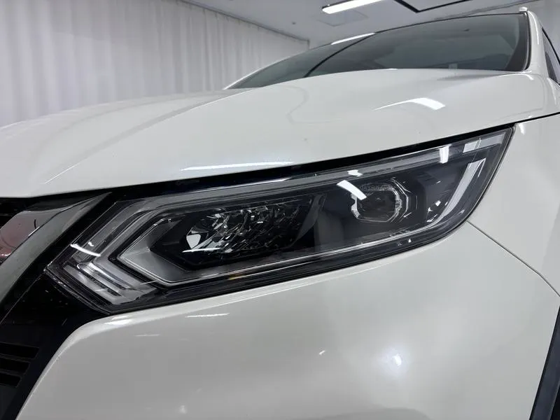 2021 Nissan Qashqai thumbnail 13