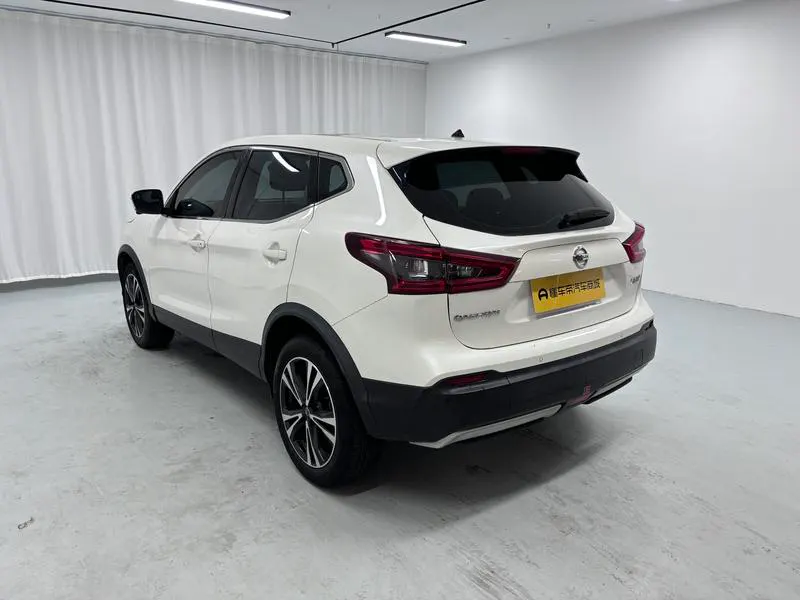2021 Nissan Qashqai thumbnail 6