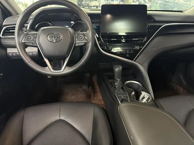 2021 Toyota Camry thumbnail 4