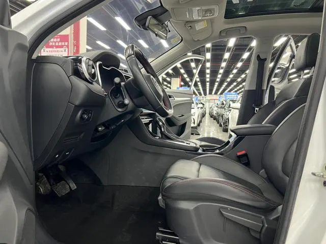2020 MG ZS thumbnail 5