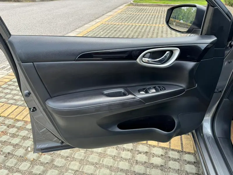 2021 Nissan Sylphy thumbnail 8