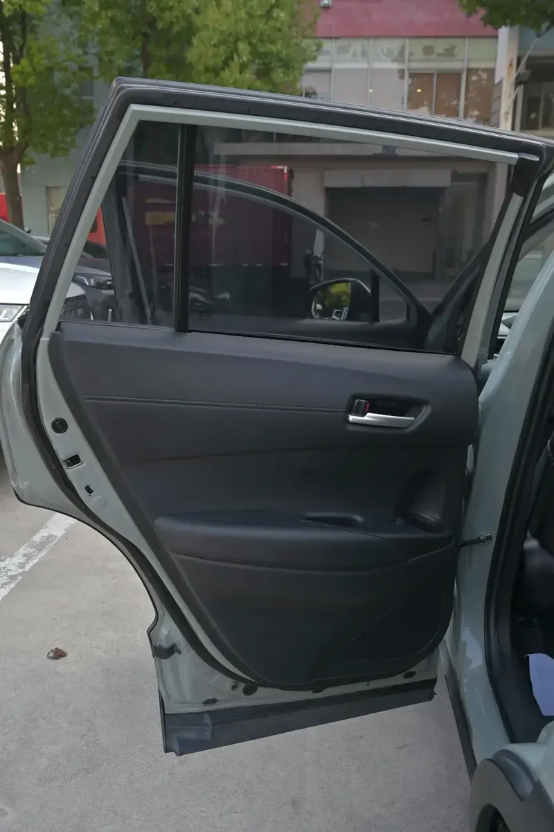 2022 Toyota Corolla Cross thumbnail 5
