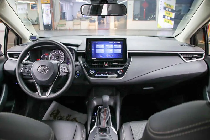 2021 Toyota Corolla thumbnail 10
