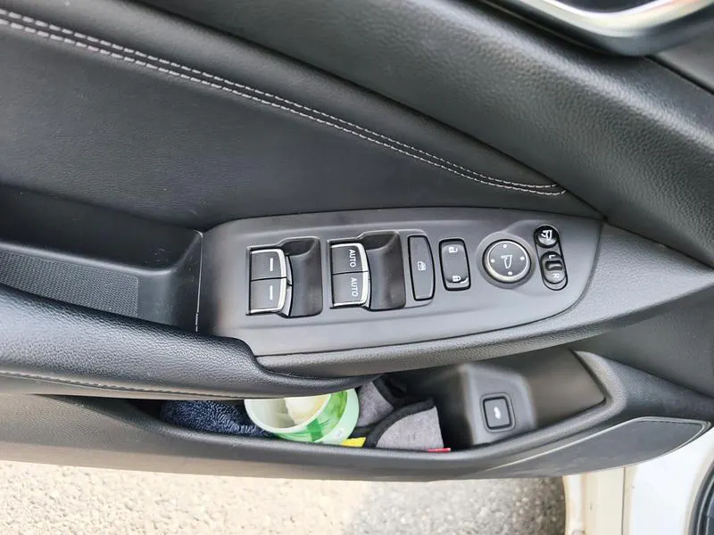 2018 Honda Accord thumbnail 4