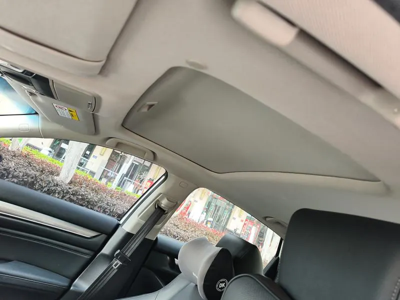 2018 Honda Accord thumbnail 7
