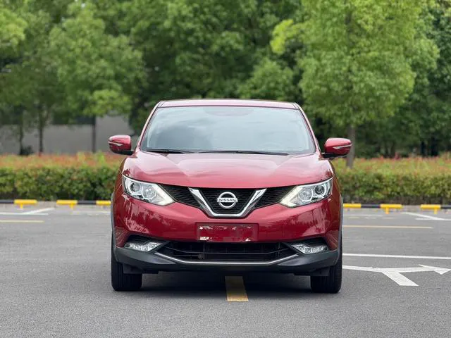 2016 Nissan Qashqai thumbnail 2