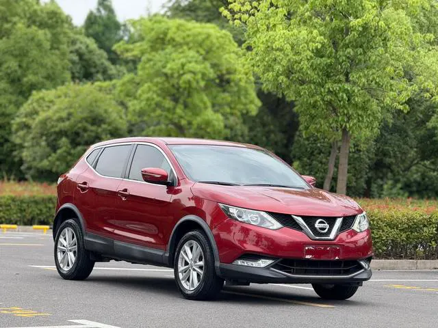 2016 Nissan Qashqai thumbnail 3