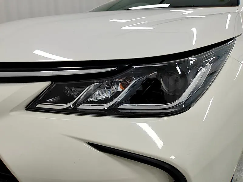 2021 Toyota Corolla thumbnail 13