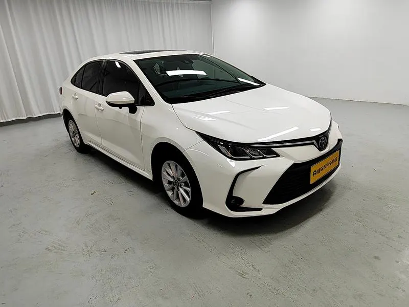 2021 Toyota Corolla thumbnail 4
