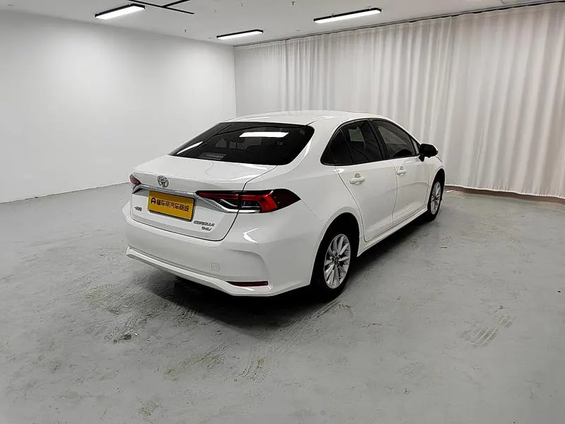 2021 Toyota Corolla thumbnail 8