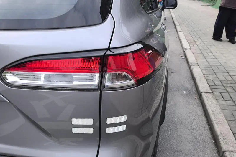 2022 Toyota Corolla Cross thumbnail 4