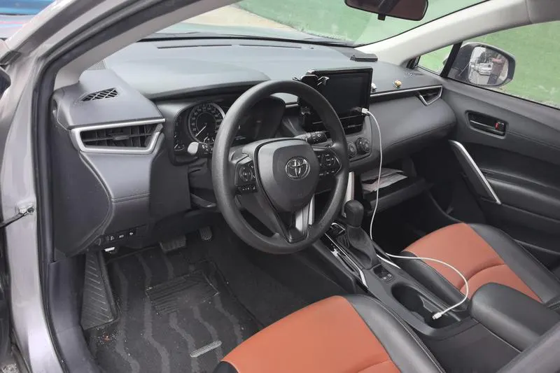 2022 Toyota Corolla Cross thumbnail 20
