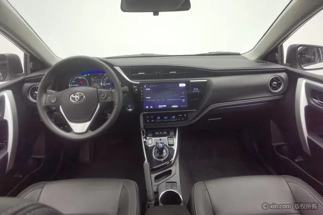 2020 Toyota Corolla Hybrid Plug-in thumbnail 4