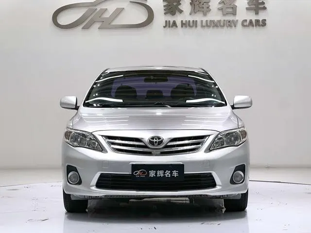 2011 Toyota Corolla thumbnail 2