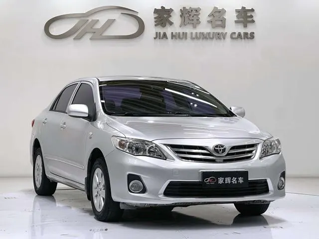 2011 Toyota Corolla thumbnail 3