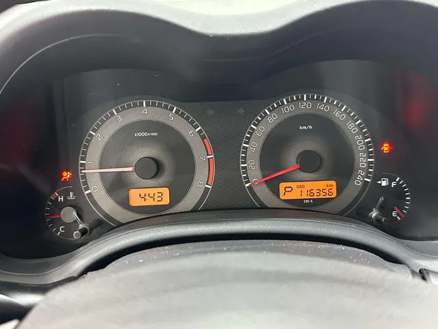 2011 Toyota Corolla thumbnail 5