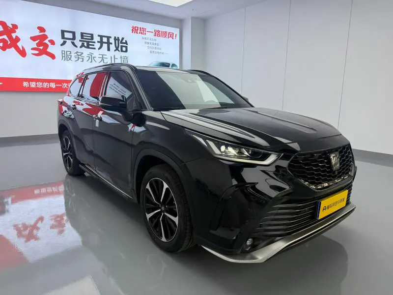 2022 Toyota Crown Kluger thumbnail 2