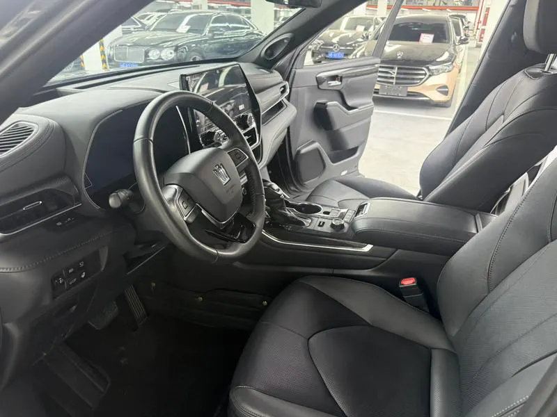 2022 Toyota Crown Kluger thumbnail 20