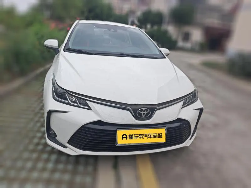 2023 Toyota Corolla thumbnail 3